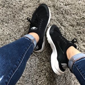 Black Nike Huaraches Run Ultra
